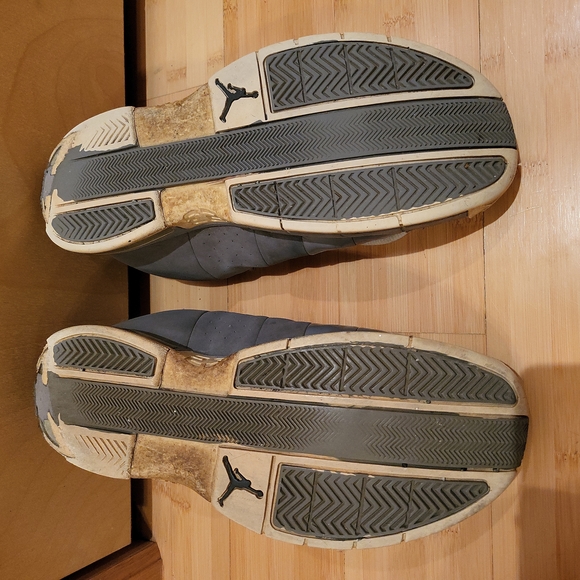 Nike Air Jordan TE² sneakers shoes Mens size US10 grey/white - Picture 9 of 10